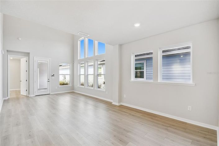 Image No.14-3 Bed Property for sale