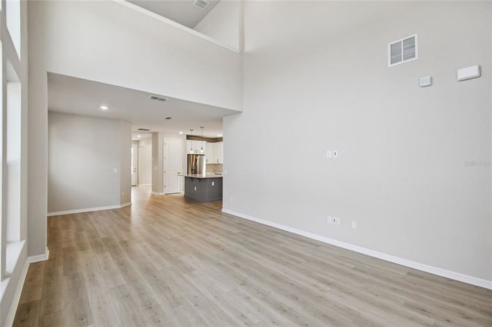 Image No.18-3 Bed Property for sale