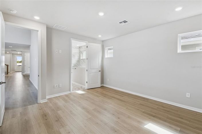 Image No.20-3 Bed Property for sale