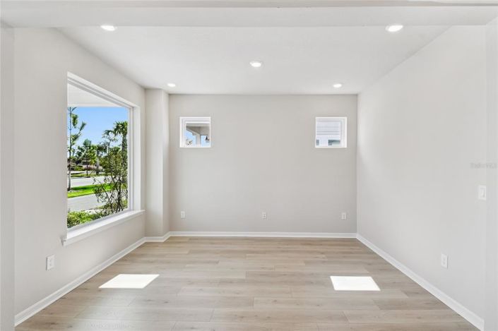 Image No.7-3 Bed Property for sale