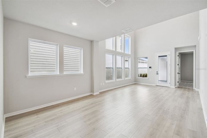 Image No.13-3 Bed Property for sale