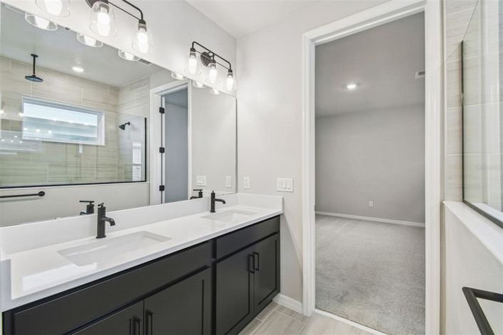 Image No.30-3 Bed Property for sale