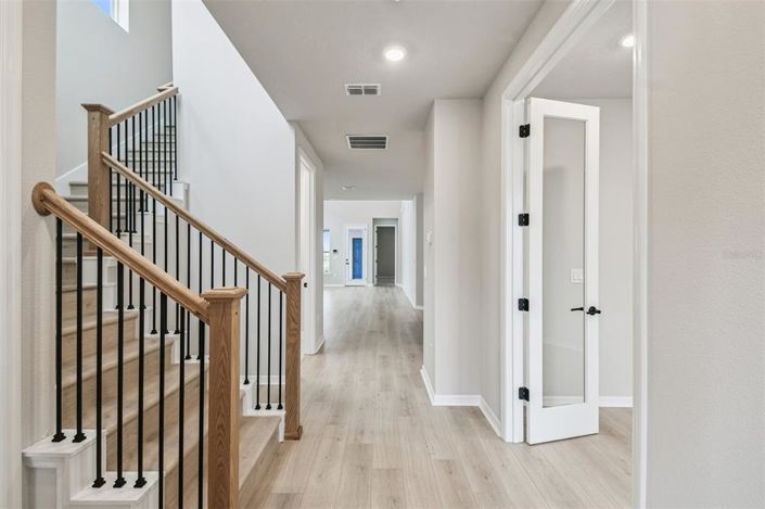 Image No.5-3 Bed Property for sale