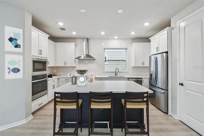 Image No.6-3 Bed Property for sale