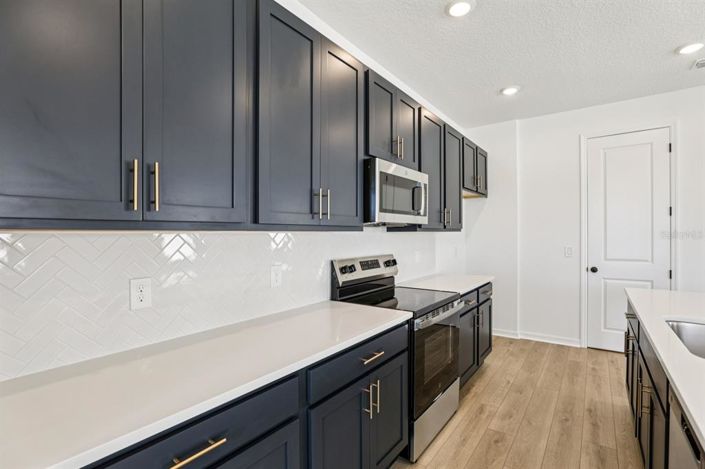 Image No.15-4 Bed Property for sale