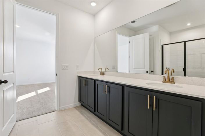 Image No.35-4 Bed Property for sale