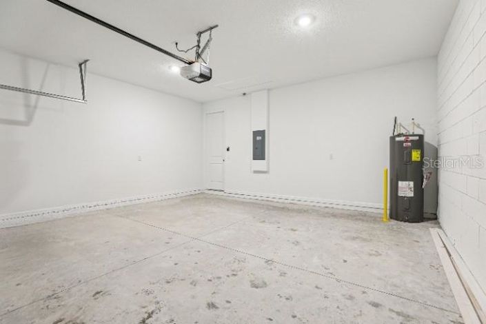 Image No.40-4 Bed Property for sale