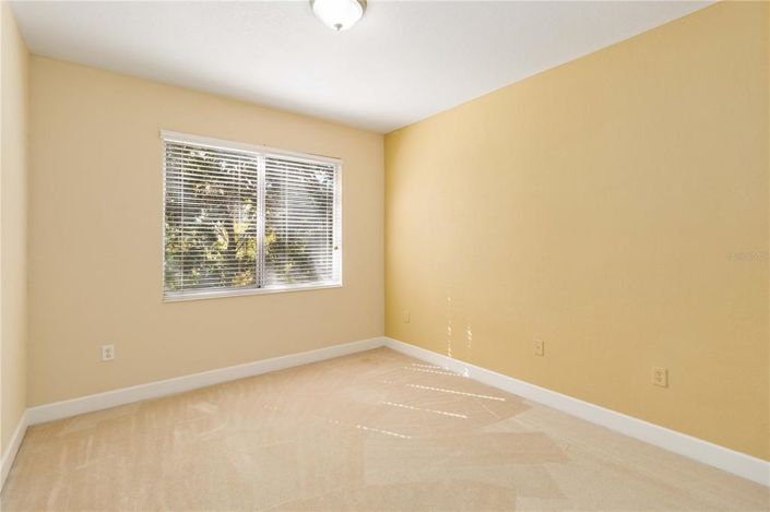 Image No.17-3 Bed Property for sale