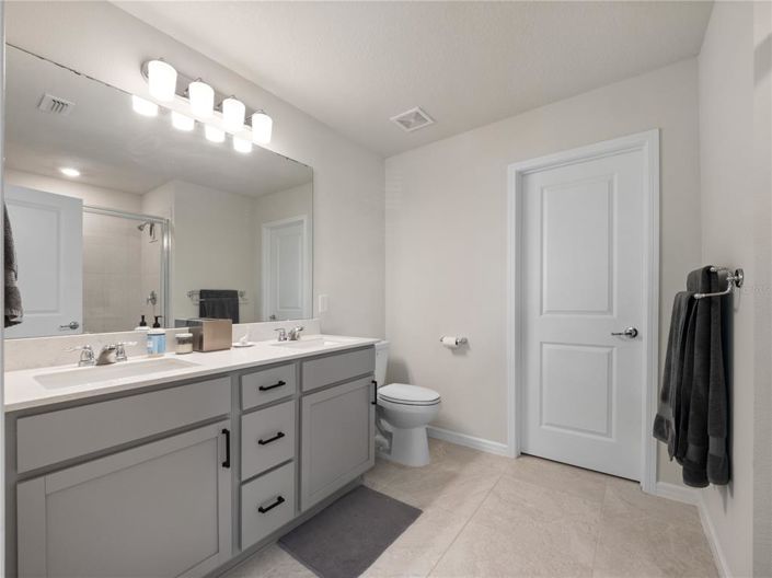 Image No.8-4 Bed House for sale