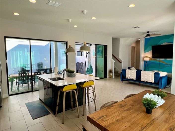 Image No.10-Propriété de 4 chambres à vendre à Davenport