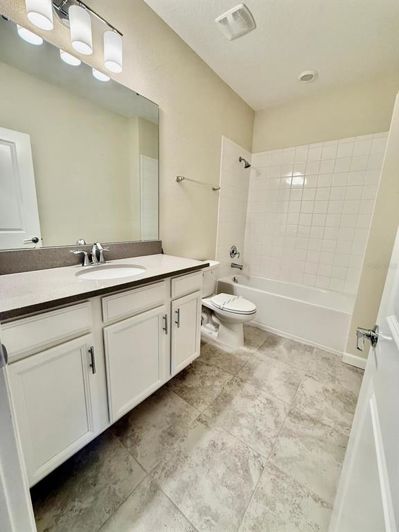 Image No.24-3 Bed Townhouse for sale