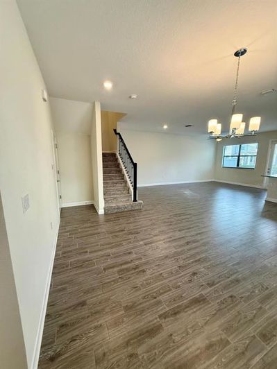 Image No.8-3 Bed Townhouse for sale