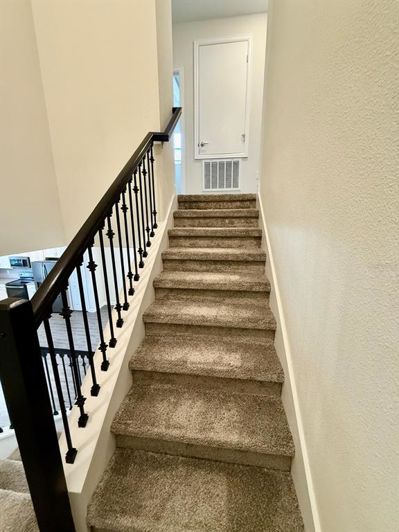 Image No.9-3 Bed Townhouse for sale