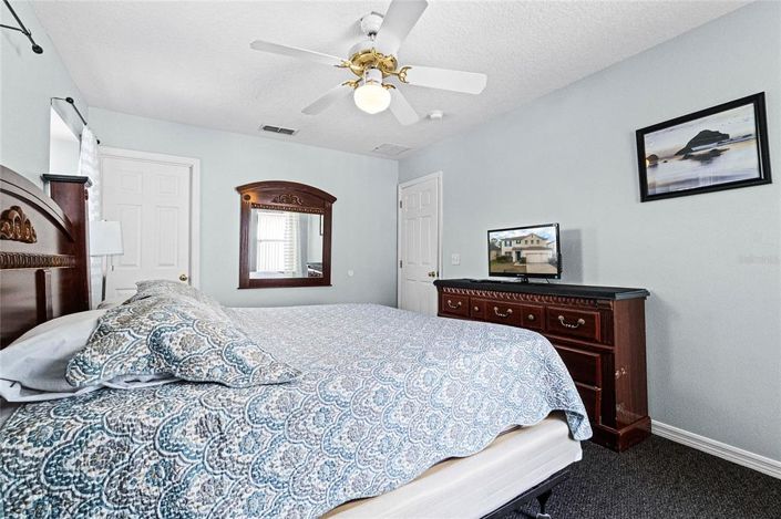 Image No.29-7 Bed Property for sale