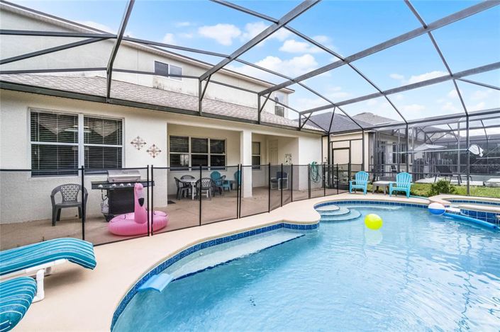 Image No.36-7 Bed Property for sale