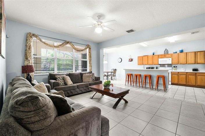 Image No.7-7 Bed Property for sale