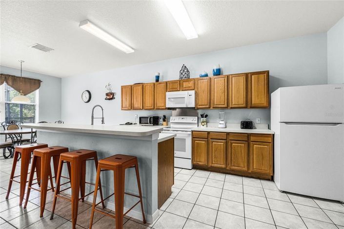 Image No.9-7 Bed Property for sale