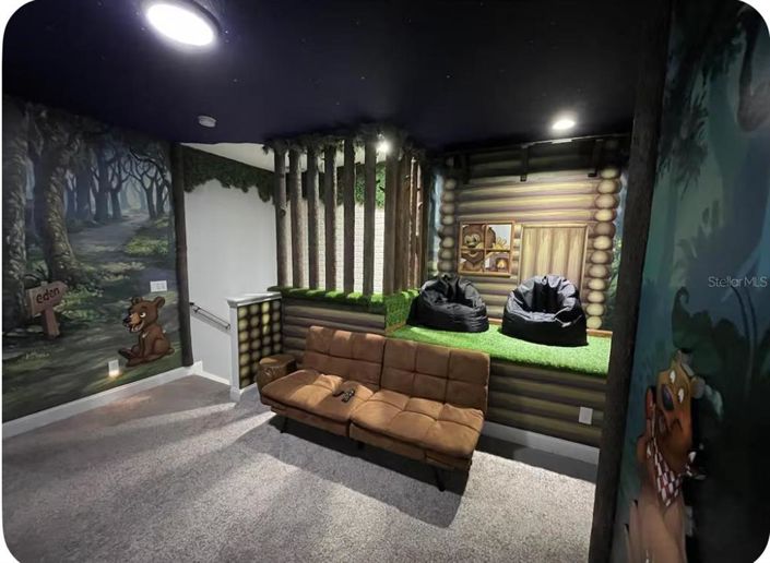 Image No.17-4 Bed Townhouse for sale