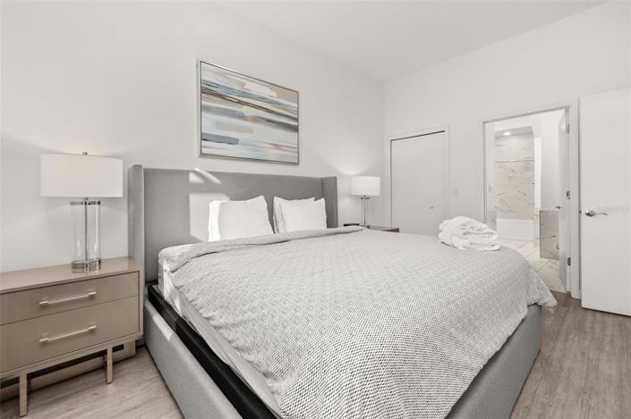 Image No.12-4 Bed Townhouse for sale