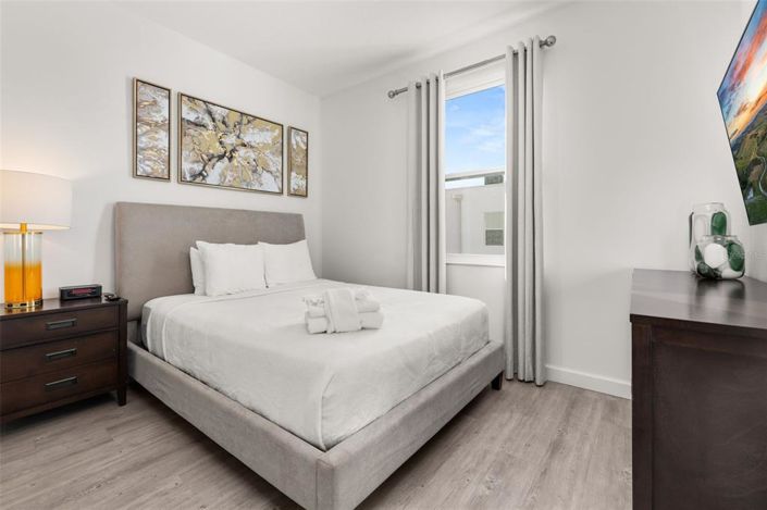 Image No.22-4 Bed Townhouse for sale