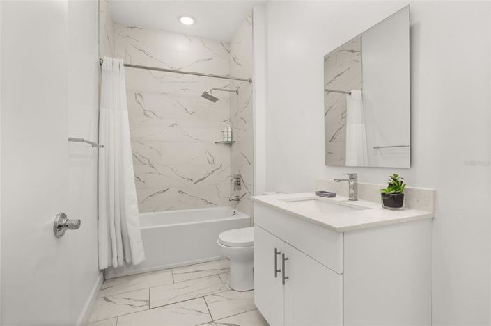 Image No.23-4 Bed Townhouse for sale