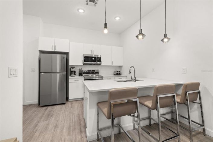 Image No.4-4 Bed Townhouse for sale