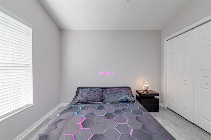 Image No.18-4 Bed House for sale