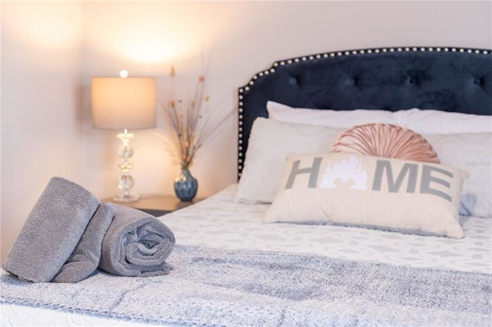 Image No.60-4 Bed Property for sale