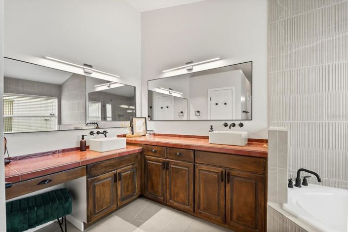 Image No.23-Propriété de 4 chambres à vendre à Davenport