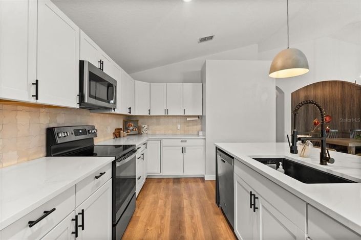 Image No.7-Propriété de 4 chambres à vendre à Davenport