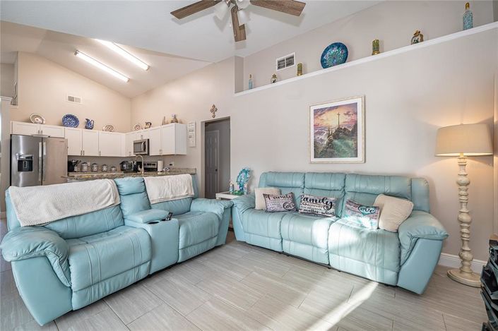 Image No.20-3 Bed House for sale