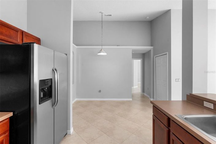 Image No.11-4 Bed House for sale