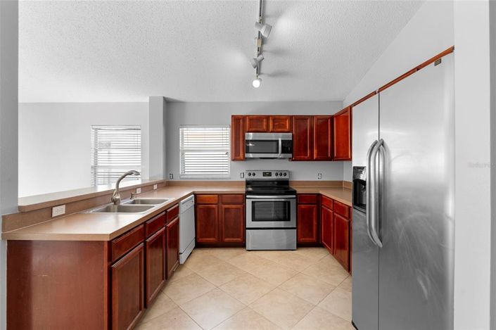 Image No.36-4 Bed House for sale