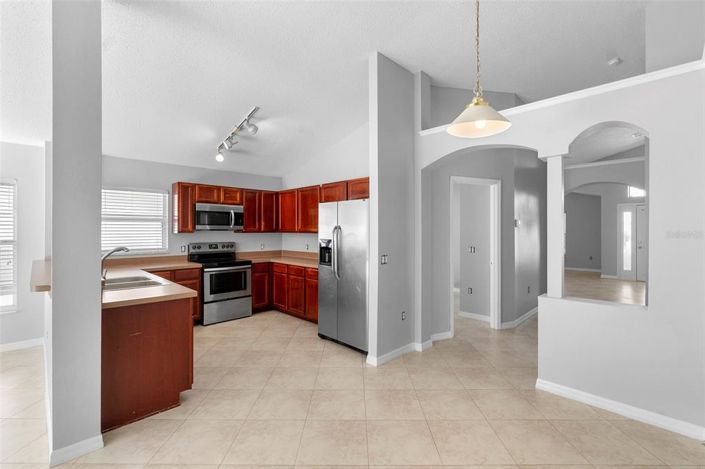 Image No.38-4 Bed House for sale