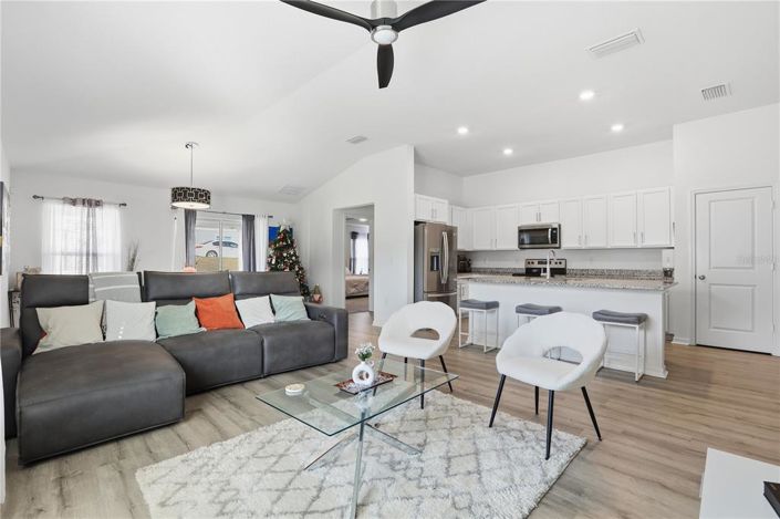 Image No.7-4 Bed House for sale