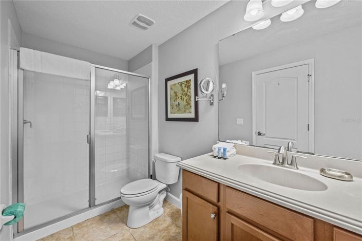 Image No.22-6 Bed Property for sale