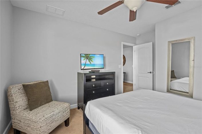 Image No.33-6 Bed House for sale