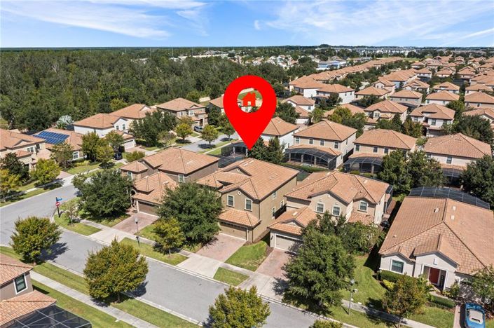 Image No.4-6 Bed Property for sale