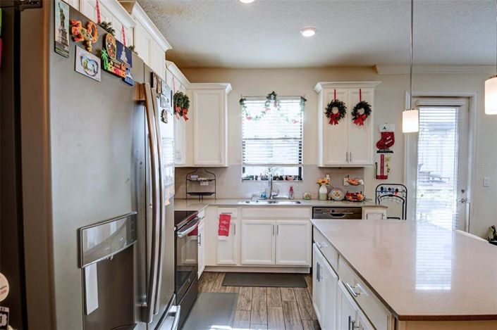 Image No.13-3 Bed Townhouse for sale