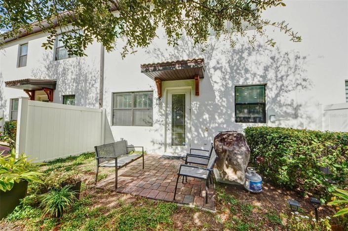 Image No.30-3 Bed Townhouse for sale