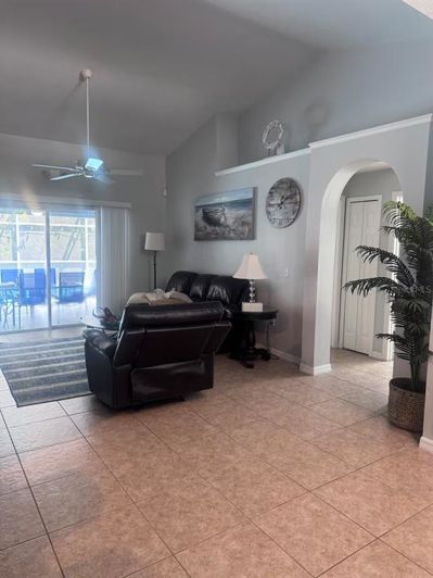 Image No.4-3 Bed House for sale