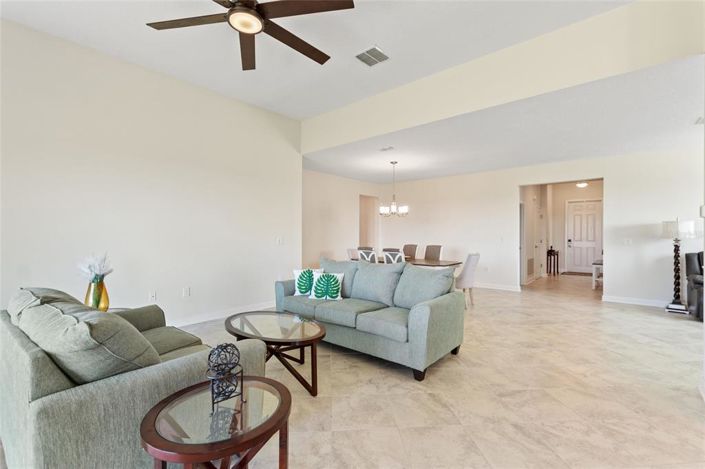 Image No.5-4 Bed Property for sale