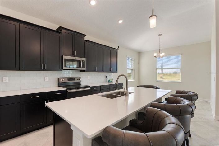 Image No.7-4 Bed Property for sale