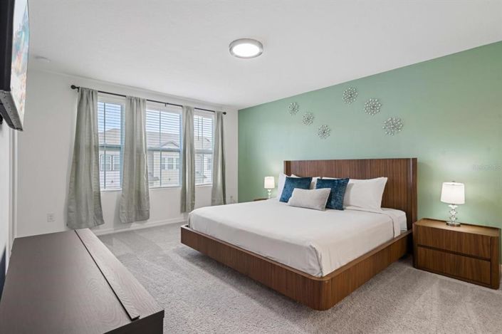 Image No.17-3 Bed Townhouse for sale