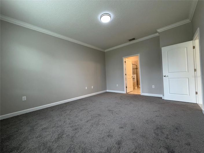 Image No.13-3 Bed Property for sale