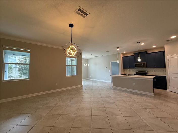 Image No.2-3 Bed Property for sale