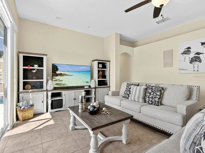 Image No.11-Propriété de 4 chambres à vendre à Davenport