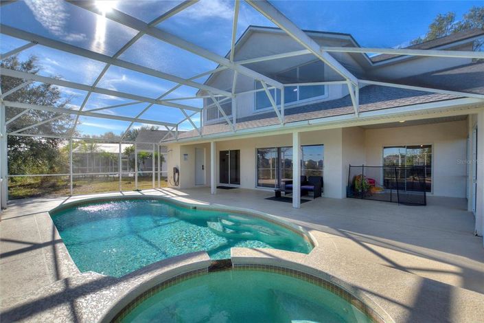 Image No.5-Propriété de 5 chambres à vendre à Davenport