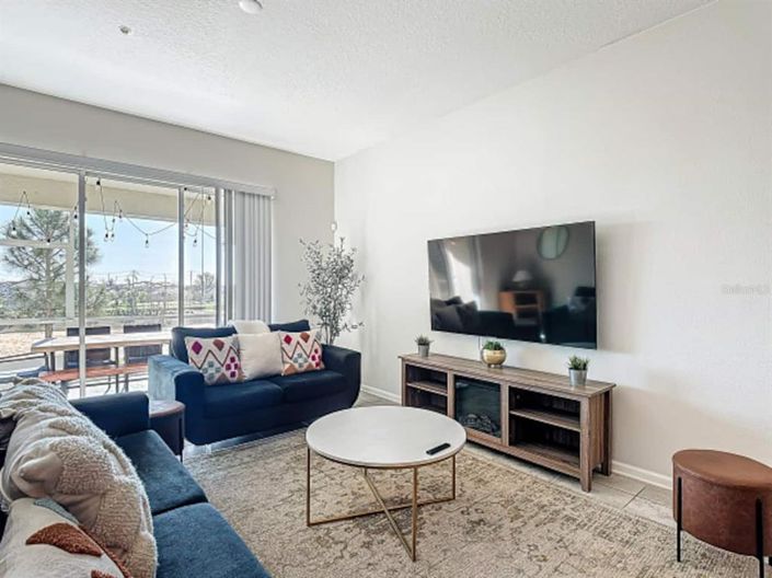 Image No.5-3 Bed Property for sale