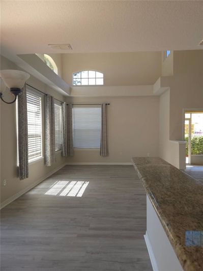 Image No.9-4 Bed Townhouse for sale